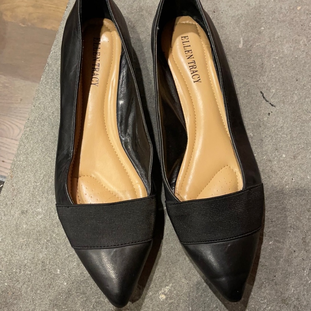 Dress shoes
